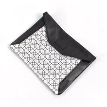Multipurpose Pouch With Magnetic Lock(1 Pc / 19×14 Cm) - justgrabit.in | Just Grab It