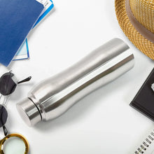 Stainless Steel Double Wall Vacuum - Insulated Drink Water Bottle (1000 ML Approx) - Justgrabit Inc.