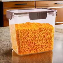 Food Storage Container Airtight Plastic Container with Easy Snap Lids (2500ml / 1 Pc) - Justgrabit Inc.
