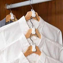 Plastic Clothes Hanger with Non - Slip Pad - Justgrabit Inc.