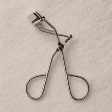 Classic Stainless Steel Eyelash Curler(1 Pc) - Justgrabit Inc.