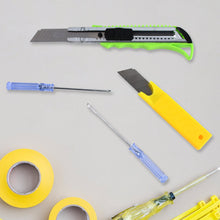 Heavy Duty Working Cutter Knife replacement blade, 2 Screwdriver Hand Tool (4 Pc Set) - justgrabit.in | Just Grab It