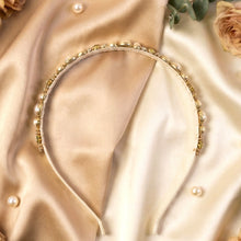 Premium Pearl & Crystal Embellished Hair Band (1 Pc) - justgrabit.in | Just Grab It