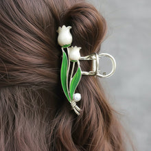 Elegant Floral Decorative Hair Claw Clip (1 Pc) - justgrabit.in | Just Grab It