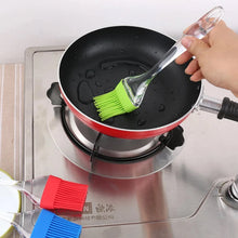 Spatula and Pastry Brush for Cake Mixer - Justgrabit Inc.