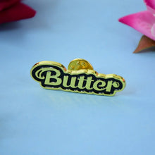 Stylish Metal Badge Pin – Single Piece (Random Design) - Justgrabit Inc.