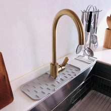 Silicone Faucet Splash Guard Pad for Kitchen & Bathroom Sink (1 Pc / Mix Design & Size) - Justgrabit Inc.