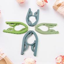 Travel Hangers, Portable Folding Clothes Hangers (4 Pc / Big) - justgrabit.in | Just Grab It
