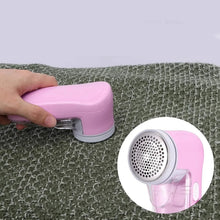 Creative Mind Lint Remover For All Woolens Sweaters, Blankets, Jackets (1 Pc / With Cleaning Brush) - justgrabit.in | Just Grab It