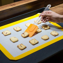 Silicone Spatula | Baking & Cooking | Heat Resistant | Non - Stick | 24cm - Justgrabit Inc.