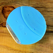 Facial Cleansing & Massaging Brush - (1 Pc) - justgrabit.in | Just Grab It