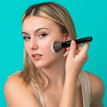 4 - in - 1 Shimmer Highlighter & Illuminator Palette (12 GM / 1 Pc) - justgrabit.in | Just Grab It