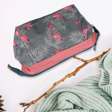 Makeup Bag / Pouch / Travel Cosmetic Bags / Brush Pouch Toiletry Kit Fashion Women Jewelry Organizer with Zipper Portable Purse Pouch (1 pc / 25×13 Cm) - Justgrabit Inc.