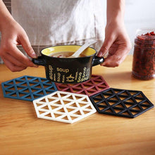 Tea Coaster Non - Slip Placemat High Temperature Insulation Pad Hollow Pot Mat - justgrabit.in | Just Grab It