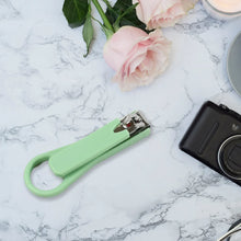 Nail Clippers Adult Nail Clippers Plastic/Hardware Green Nail Clippers - Justgrabit Inc.