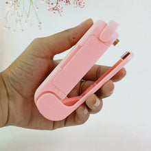Mini Plastic Bag Sealer – Portable Heat Sealing Machine (Battery Operated / 1 Pc) - justgrabit.in | Just Grab It