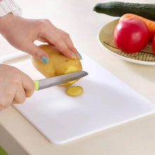 Kitchen Plastic Cutting / Chopping Board - Justgrabit Inc.