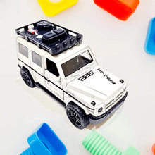 Alloy Metal Pull Back Die - cast Car, Jeep Model Car Off Road Die cast Metal Pullback Toy car with Doors Open Boys Gifts Toys for Kids Age 3+ Years (Pack of 1) - Justgrabit Inc.