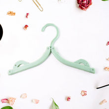 Travel Hangers, Portable Folding Clothes Hangers (4 Pc / Big) - justgrabit.in | Just Grab It