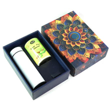 Effete Kesar Pista Almonds Gift Hamper, Golden With Bottle (2 Pc Set), Mix Color - justgrabit.in | Just Grab It