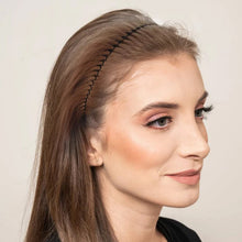 Small Hair Finishing Fixer Styling Tool for Women Girls (1 Pc), Hair accessories - justgrabit.in | Just Grab It