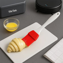 Spatula and Pastry Brush for Cake Decoration - Justgrabit Inc.