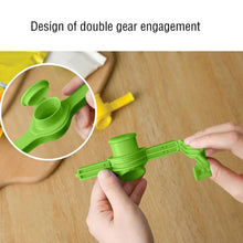 Food Storage Sealing Clip Solid Color Seal Pour Bag Clip Snack Bag Clip Food Bag Sealing Clip Sealing Clamp with Cap Kitchen Chip Bag Clips (1 Pc) - Justgrabit Inc.