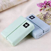 Magnetic Pill Organizer, 7 Compartments Portable Pill Case (1 Pc) - justgrabit.in | Just Grab It
