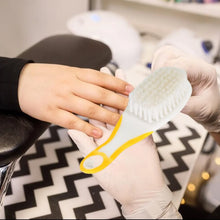 Handle Grip Nail Brush for Cleaning Toes & Nails (Scrub, Unisex) - Justgrabit Inc.