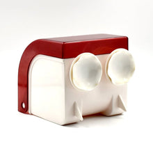 Wall - Mounted Tissue Holder – Essential Organizer for Tissues, Wipes & Accessories - Justgrabit Inc.