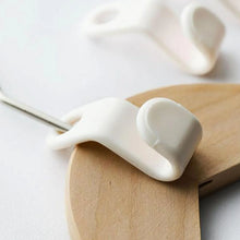 Plastic Clothes Hanger with Non - Slip Pad - Justgrabit Inc.