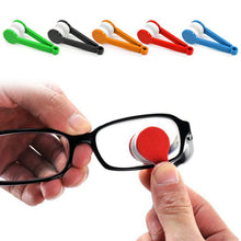 5 Pc Goggle Cleaner With Box used for cleaning glasses and goggles and can be used in all kinds of places like household and official. - Justgrabit Inc.