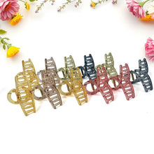 Plastic Hair Clamp Grip, Simple Matte Hair Barrette Clamp (1 Pc) - Justgrabit Inc.