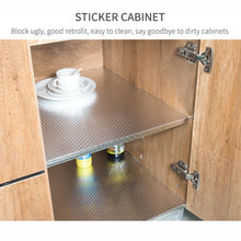 2 Meter Aluminium Foil Sticker used in all kitchen purposes to prevent oily and greasy stains of food while cooking. - Justgrabit Inc.