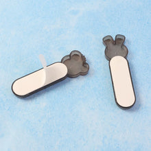 Self Stick Push Pull Helper (2 Pc) - Justgrabit Inc.