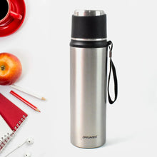 Stainless Steel Vacuum Water Bottle Approx 700ml (1 Pc) - Justgrabit Inc.