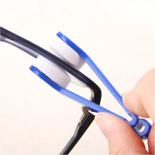 5 Pc Goggle Cleaner With Box used for cleaning glasses and goggles and can be used in all kinds of places like household and official. - Justgrabit Inc.