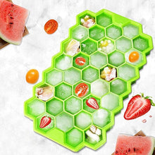 Face Icer Roller with Honeycomb Ice Tray (2 Pc ) - justgrabit.in | Just Grab It