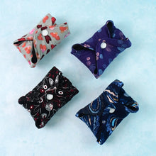 Reusable Cloth Sanitary Pads for Women (4 Pc / Set) - Justgrabit Inc.