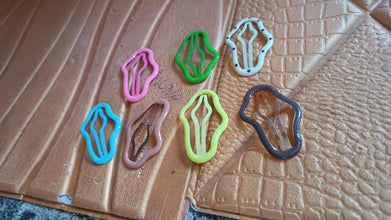 Hair Clips Multicolor Women Hair Accessorie (1 pc), Hair accessories - Justgrabit Inc.