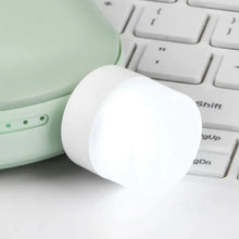 Small USB Bulb used in all kinds of household and official places for room lighting purposes. - Justgrabit Inc.