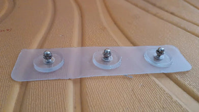 Adhesive Nails Wall Hooks (Screw Sticker / 3 Hook / 1 Pc / B Grade) - Justgrabit Inc.