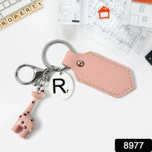Charming Giraffe Keychain – A Touch of Whimsy for Your Everyday Essentials (1 Pc) - Justgrabit Inc.