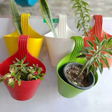 Hanging Planter Pot used for storing and holding plants and flowers in it and this is widely used in in all kinds of gardening and household places etc. - Justgrabit Inc.