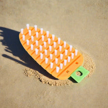 Carrot - Shaped Non - Toxic Vegetable Scrubbing Brush for Fruits & Veggies - Justgrabit Inc.