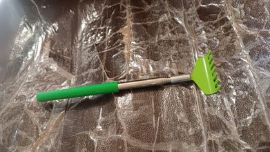 Khujli Stick – 57 cm Long Telescopic Back Scratcher (1 Pc) - justgrabit.in | Just Grab It