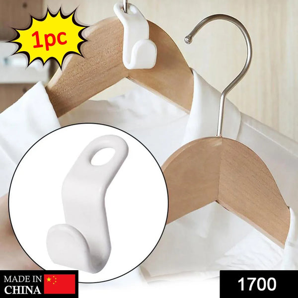 Plastic Clothes Hanger with Non - Slip Pad - Justgrabit Inc.
