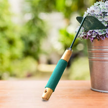 Gardening Hoe Tool with Handle - Justgrabit Inc.