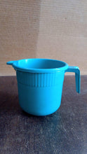 Plastic Bath Mug for Bathroom Use (1 Pc) - Justgrabit Inc.