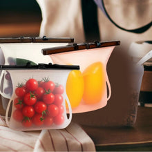 Eco - Friendly Food Storage: Reusable Silicone Bags (3 - Pack) - Leakproof & Safe - justgrabit.in | Just Grab It